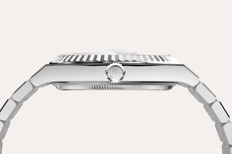 Rolex White Rolesor - นำสว่าง