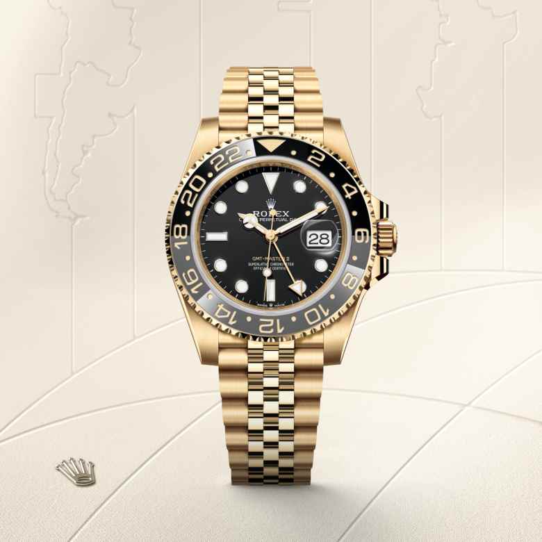Front view of Rolex GMT-Master II in 18 ct yellow gold, m126718grnr-0001 - Nam Sawang