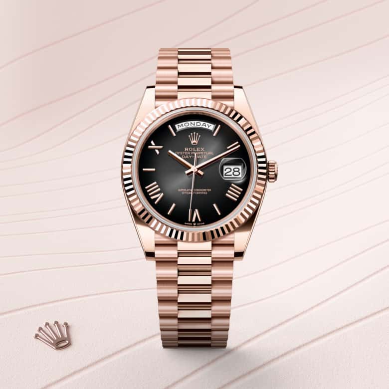 Front view of Rolex Day-Date in 18 ct Everose gold, m228235-0055 - Nam Sawang