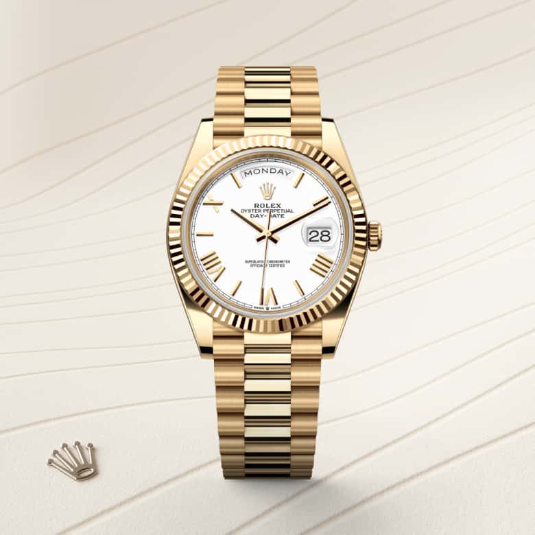 ด้านหน้า Rolex Day-Date ในวัสดุ ทองคำ 18 กะรัต, m228238-0042 - นำสว่าง