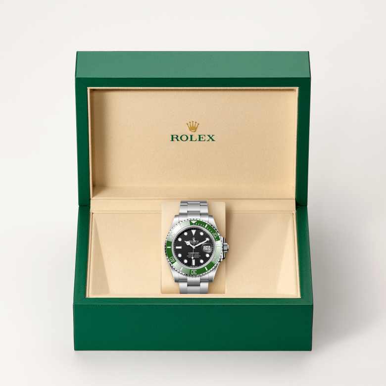 ด้านหน้า Rolex Submariner ในวัสดุ Oystersteel, m126610lv-0002 ในกล่อง - นำสว่าง