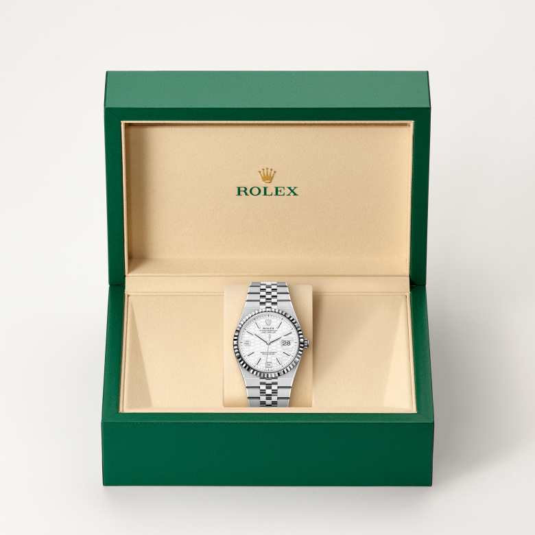 ด้านหน้า Rolex Land-Dweller ในวัสดุ White Rolesor, m127234-0001 ในกล่อง - นำสว่าง