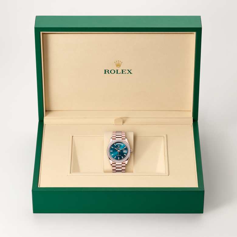 Front view of Rolex Day-Date in 18 ct Everose gold, m128345rbr-0083 in the box - Nam Sawang