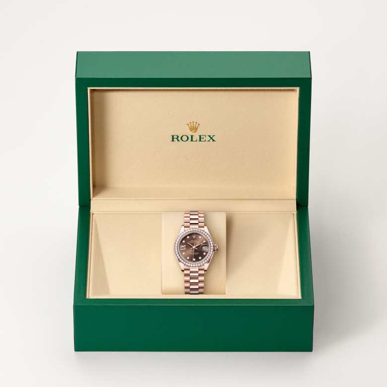 Front view of Rolex Lady-Datejust in 18 ct Everose gold, m279135rbr-0001 in the box - Nam Sawang