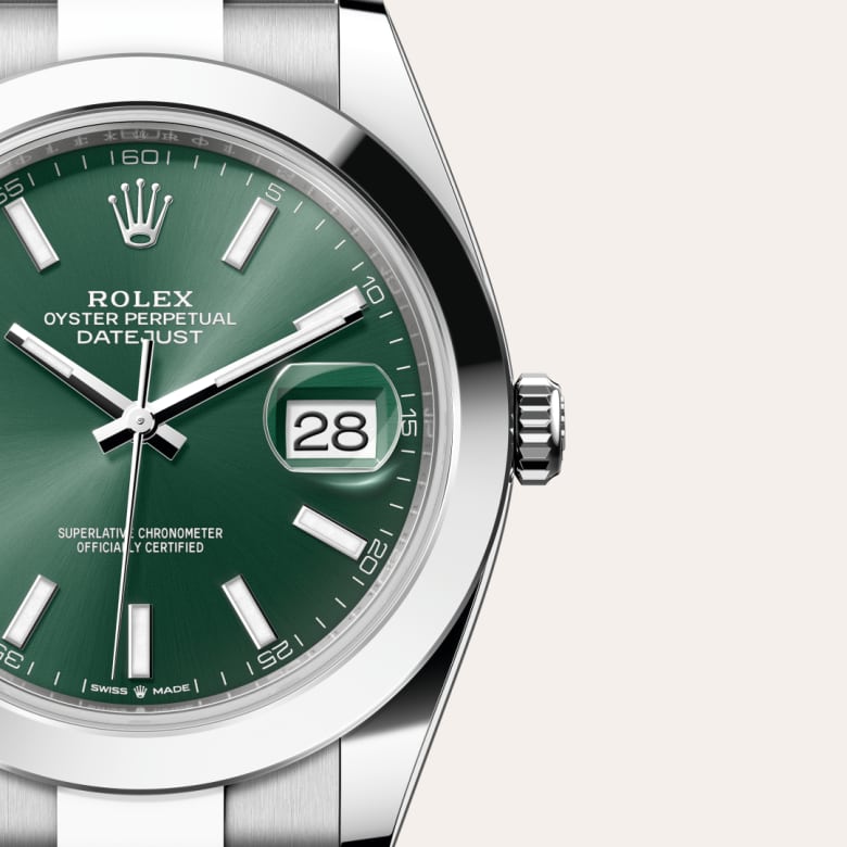 ด้านหน้า Rolex Datejust ในวัสดุ Oystersteel, m126300-0019 กับเหรียญรับประกันสีเขียว - นำสว่าง
