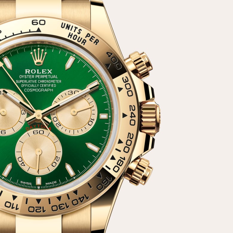 ด้านหน้า Rolex Cosmograph Daytona ในวัสดุ ทองคำ 18 กะรัต, m126508-0008 กับเหรียญรับประกันสีเขียว - นำสว่าง