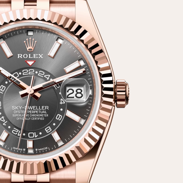 Front view of Rolex Sky-Dweller in 18 ct Everose gold, m336935-0008 with green seal - Nam Sawang