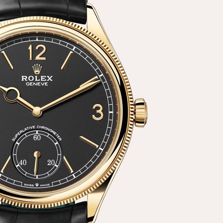 Front view of Rolex 1908 in 18 ct yellow gold, m52508-0002 with green seal - Nam Sawang