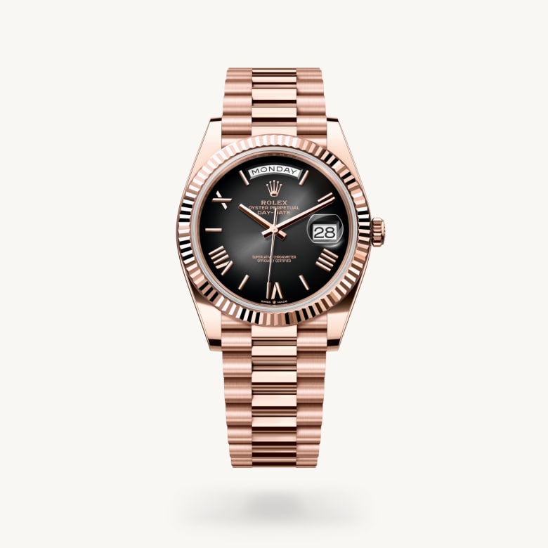 Front view of Rolex Day-Date in 18 ct Everose gold, m228235-0055 - Nam Sawang