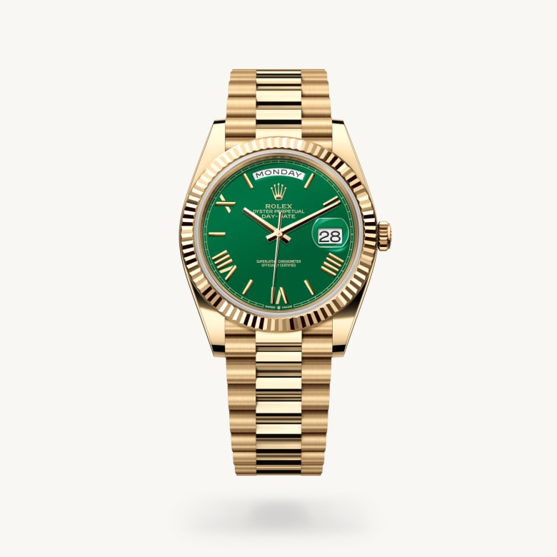 Front view of Rolex Day-Date in 18 ct yellow gold, m228238-0061 - Nam Sawang