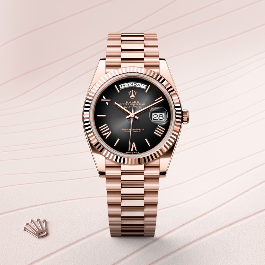 rolex-Day-Date-in-Oyster, 40 มม., Everose gold-Day-Date 40,-m228235-0055-นำสว่าง