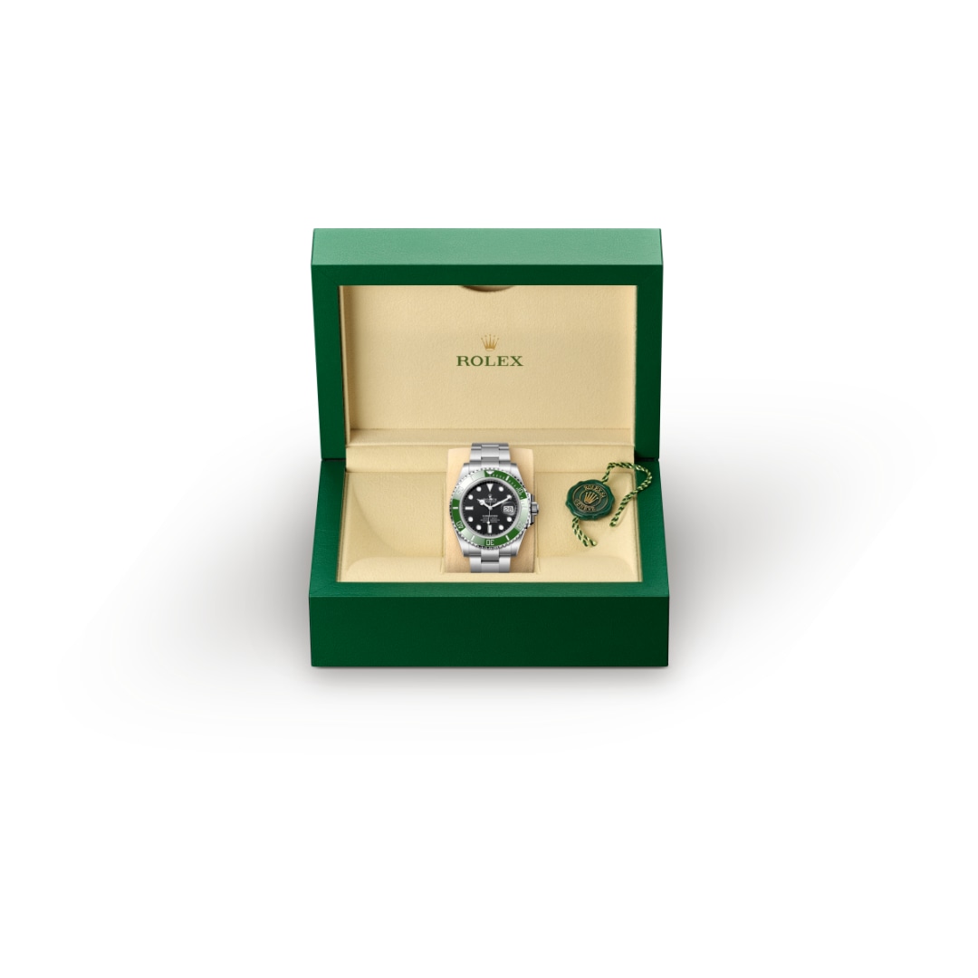 rolex-Submariner-in-Oyster, 41 มม., Oystersteel-Submariner Date,-m126610lv-0002-นำสว่าง