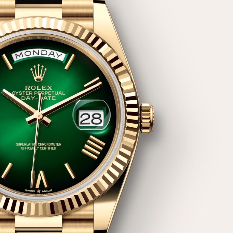 rolex-Day-Date-in-Oyster, 40 มม., ทองคำ-Day-Date 40,-m228238-0069-นำสว่าง