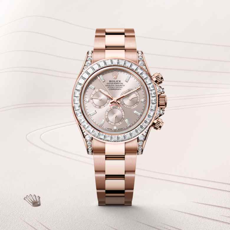 ด้านหน้า Rolex Cosmograph Daytona ในวัสดุ เอเวอร์โรสโกลด์, m126595tbr-0001 - นำสว่าง