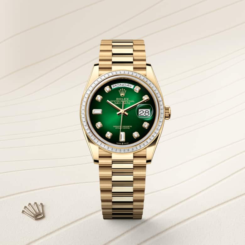 Front view of Rolex Day-Date in 18 ct yellow gold, m128398tbr-0008 - Nam Sawang