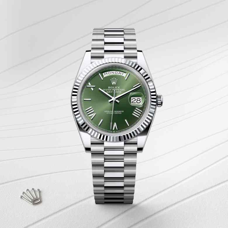 Front view of Rolex Day-Date in Platinum, m228236-0008 - Nam Sawang