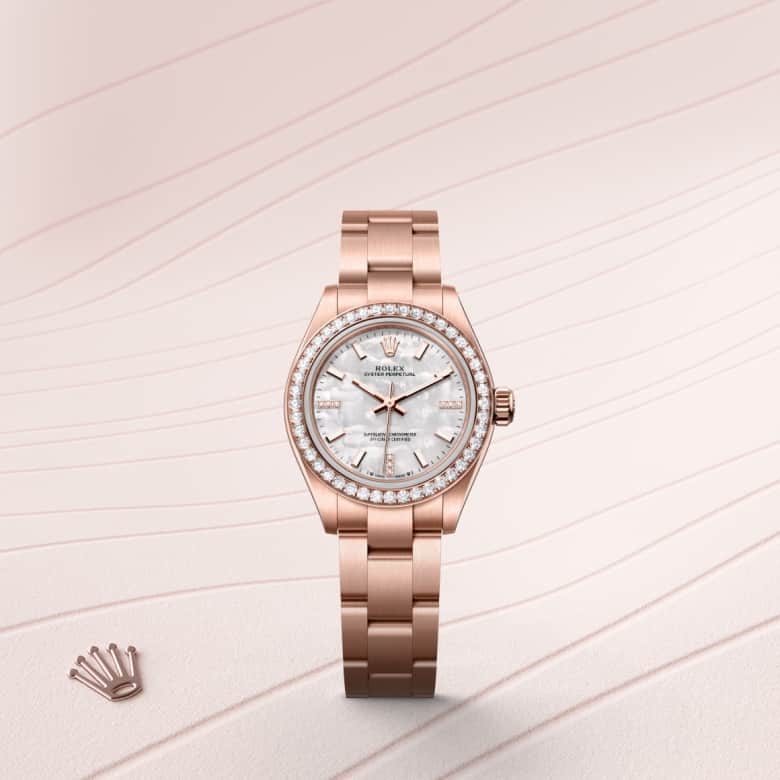 Front view of Rolex Oyster Perpetual in 18 ct Everose gold, m276245rbr-0001 - Nam Sawang