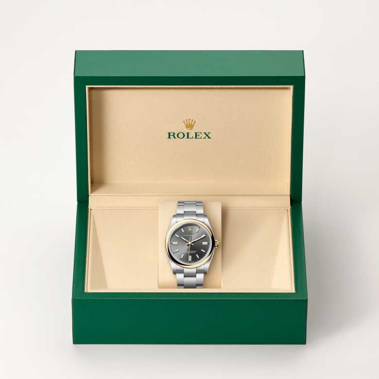 Front view of Rolex Oyster Perpetual in Yellow Rolesor, m126003-0001 in the box - Nam Sawang
