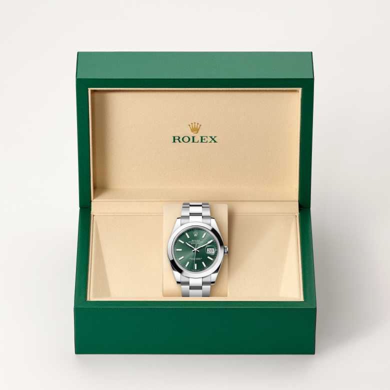 Front view of Rolex Datejust in Oystersteel, m126300-0019 in the box - Nam Sawang