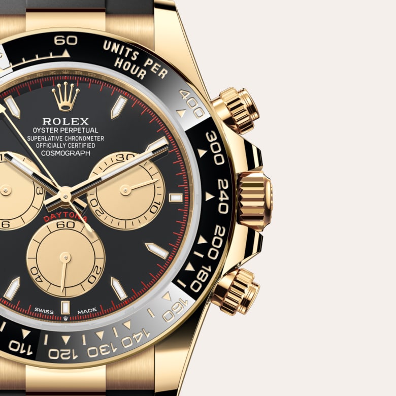 ด้านหน้า Rolex Cosmograph Daytona ในวัสดุ ทองคำ 18 กะรัต, m126518ln-0004 กับเหรียญรับประกันสีเขียว - นำสว่าง