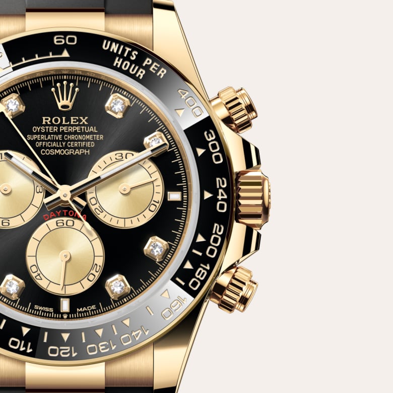 Front view of Rolex Cosmograph Daytona in 18 ct yellow gold, m126518ln-0006 with green seal - Nam Sawang