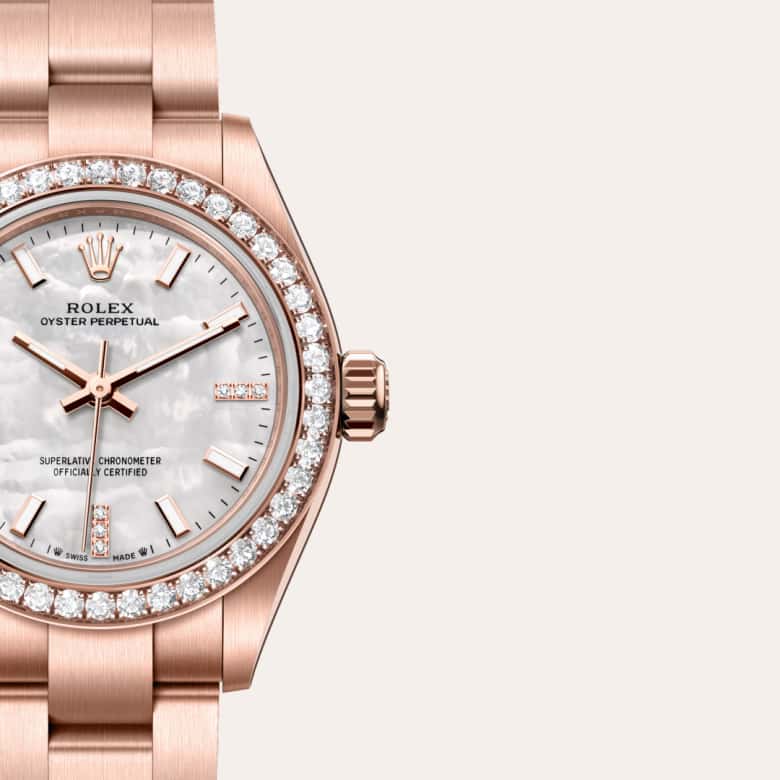 Front view of Rolex Oyster Perpetual in 18 ct Everose gold, m276245rbr-0001 with green seal - Nam Sawang