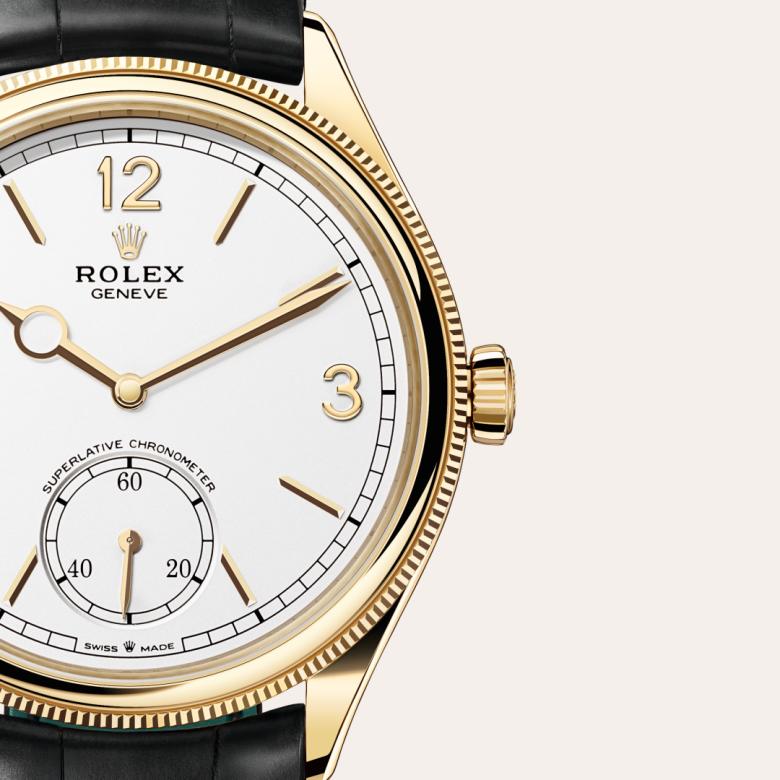 ด้านหน้า Rolex 1908 ในวัสดุ ทองคำ 18 กะรัต, m52508-0005 กับเหรียญรับประกันสีเขียว - นำสว่าง