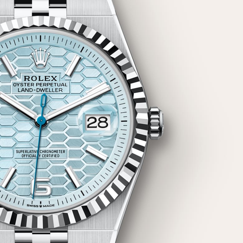 ด้านใกล้ Rolex Land-Dweller ในวัสดุ แพลทินัม, m127336-0001 - นำสว่าง
