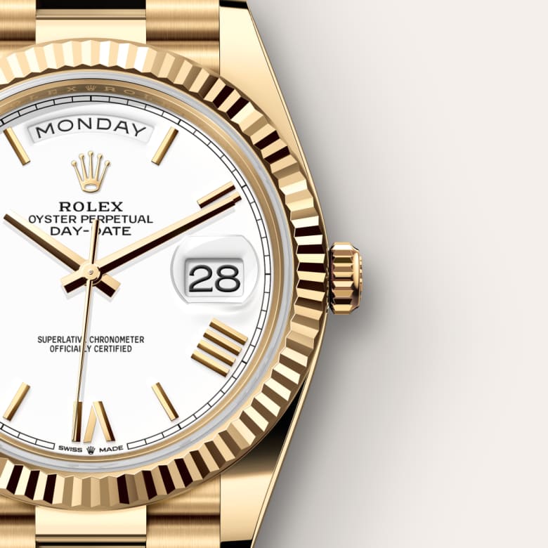ด้านใกล้ Rolex Day-Date ในวัสดุ ทองคำ 18 กะรัต, m228238-0042 - นำสว่าง