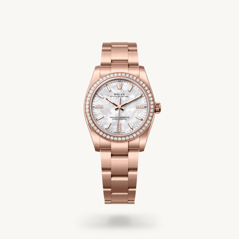 Front view of Rolex Oyster Perpetual in 18 ct Everose gold, m124245rbr-0002 - Nam Sawang