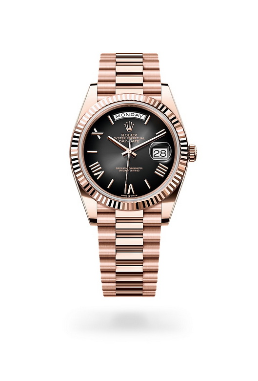Rolex day-date in 18 ct Everose gold, m228235-0055 - Nam Sawang