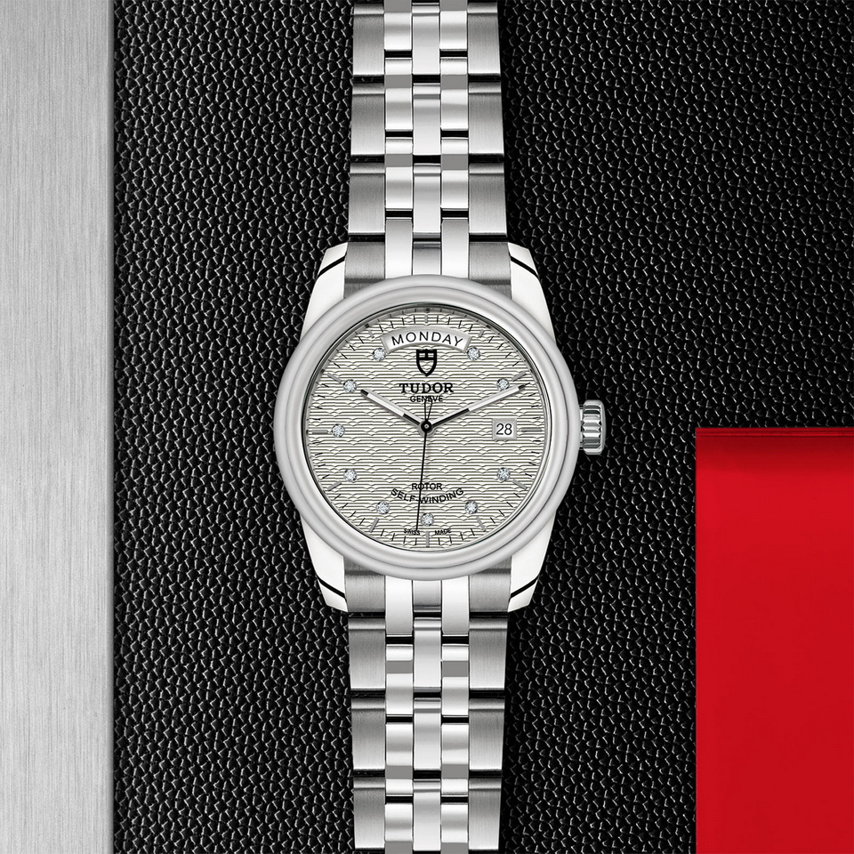 Tudor Glamour Date Day M56000 0004 Nam Sawang