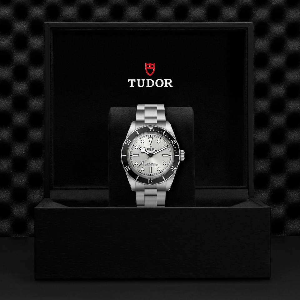tudor Black Bay 68 M7943A1A0NU-0002 ราคา ที่นำสว่าง thailand bangkok
