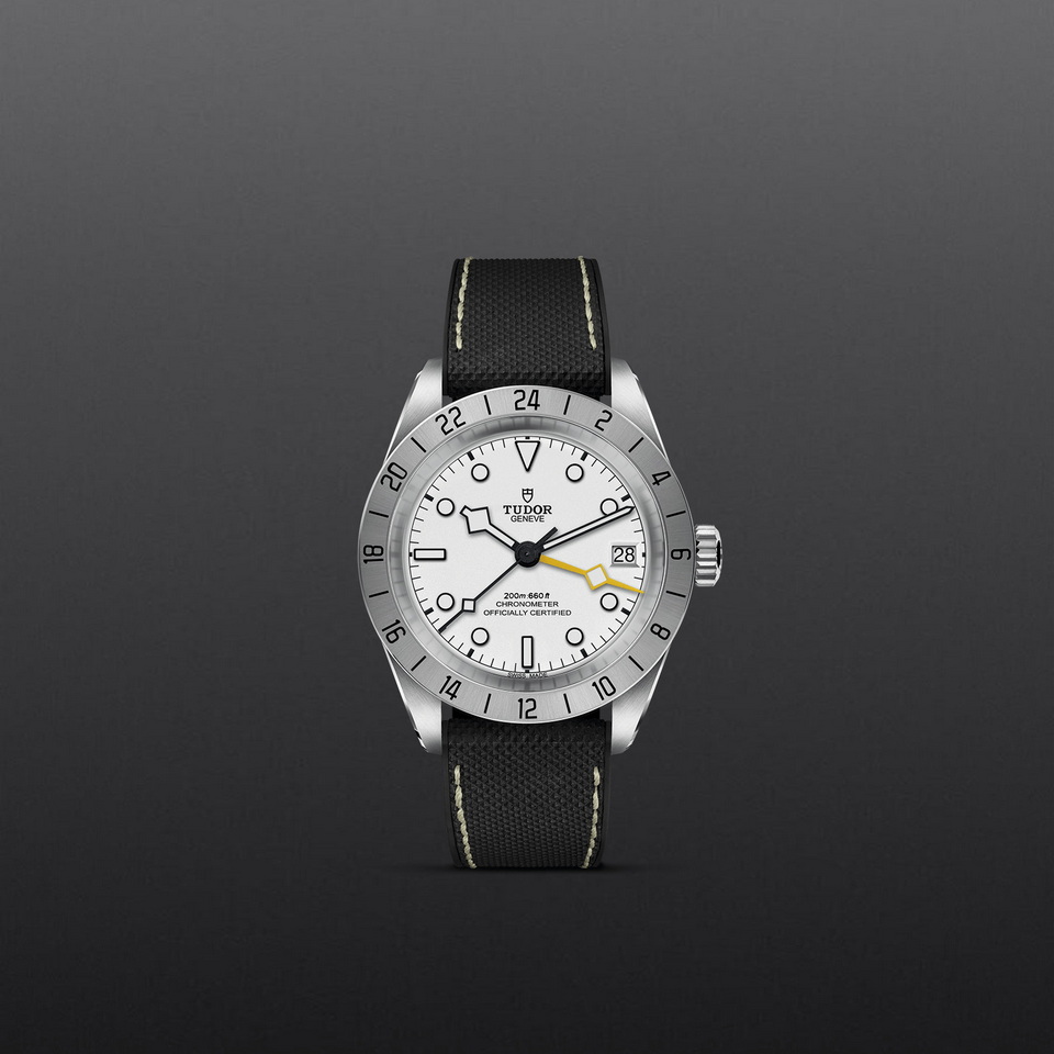 tudor Black Bay Pro M79470-0006 ราคา ที่นำสว่าง thailand bangkok