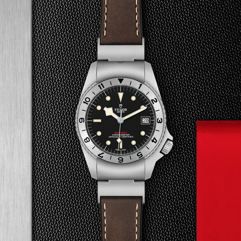 tudor Black Bay P01 M70150-0001 controller