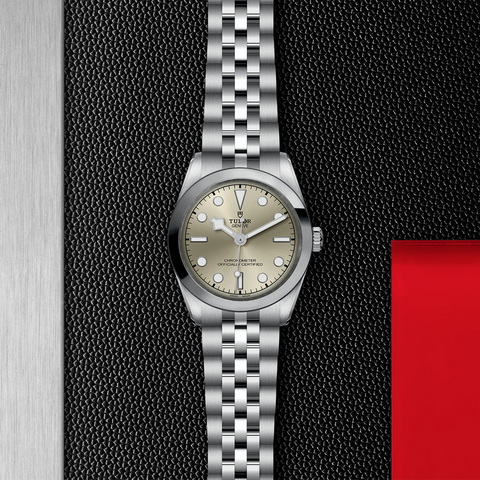 tudor Black Bay One 31 M79600-0003 controller