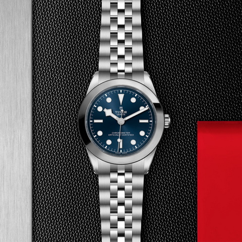 tudor Black Bay One 39 M79660-0002 controller