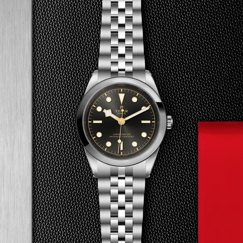 tudor Black Bay One 41 M79680-0001 controller
