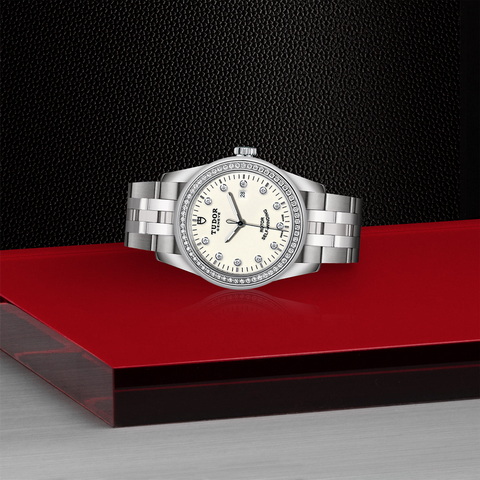 tudor TUDOR Glamour Date M53020-0074 ราคา ที่นำสว่าง thailand bangkok