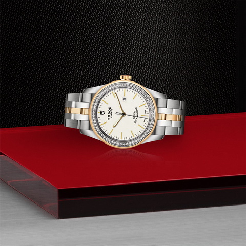 tudor TUDOR Glamour Date M53023-0065 ราคา ที่นำสว่าง thailand bangkok