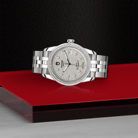 tudor TUDOR Glamour Date M55020-0001 ราคา ที่นำสว่าง thailand bangkok