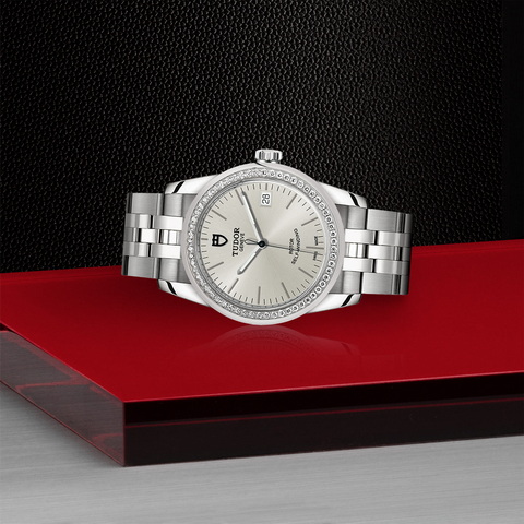 tudor TUDOR Glamour Date M55020-0004 ราคา ที่นำสว่าง thailand bangkok