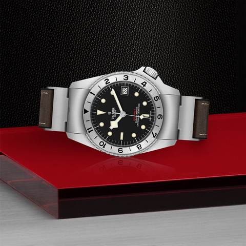 tudor Black Bay P01 M70150-0001 controller