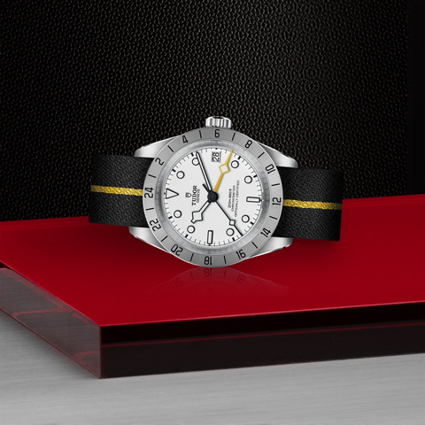 tudor Black Bay Pro M79470-0005 controller