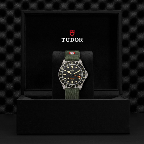 tudor Pelagos FXD GMT M2542G267NU-0002 ราคา ที่นำสว่าง thailand bangkok