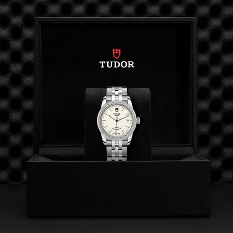 tudor TUDOR Glamour Date M55020-0095 ราคา ที่นำสว่าง thailand bangkok