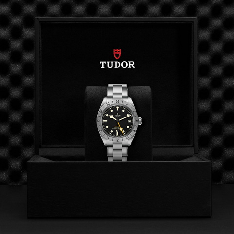 tudor Black Bay Pro M79470-0001 controller