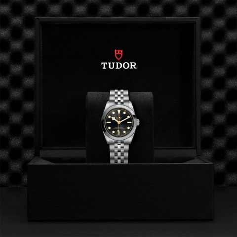 tudor Black Bay One 31 M79600-0001 controller