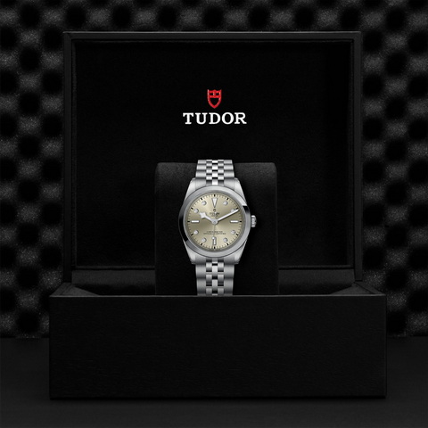 tudor Black Bay One 36 M79640-0006 controller