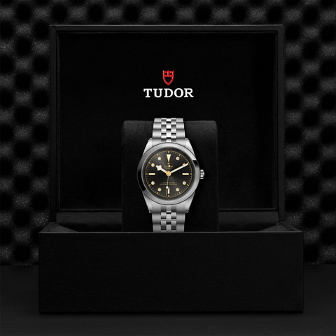 tudor Black Bay One 41 M79680-0004 controller
